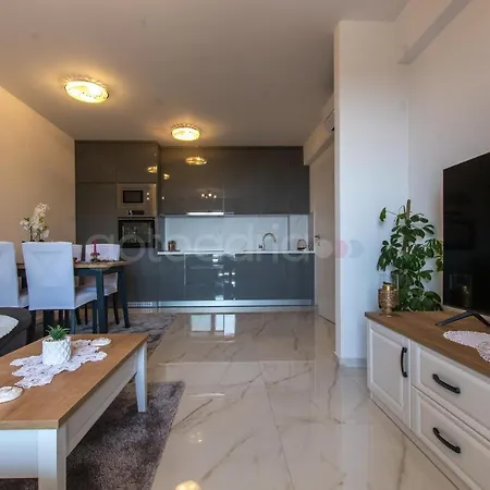 Sea View Ljiljana Apartmán *